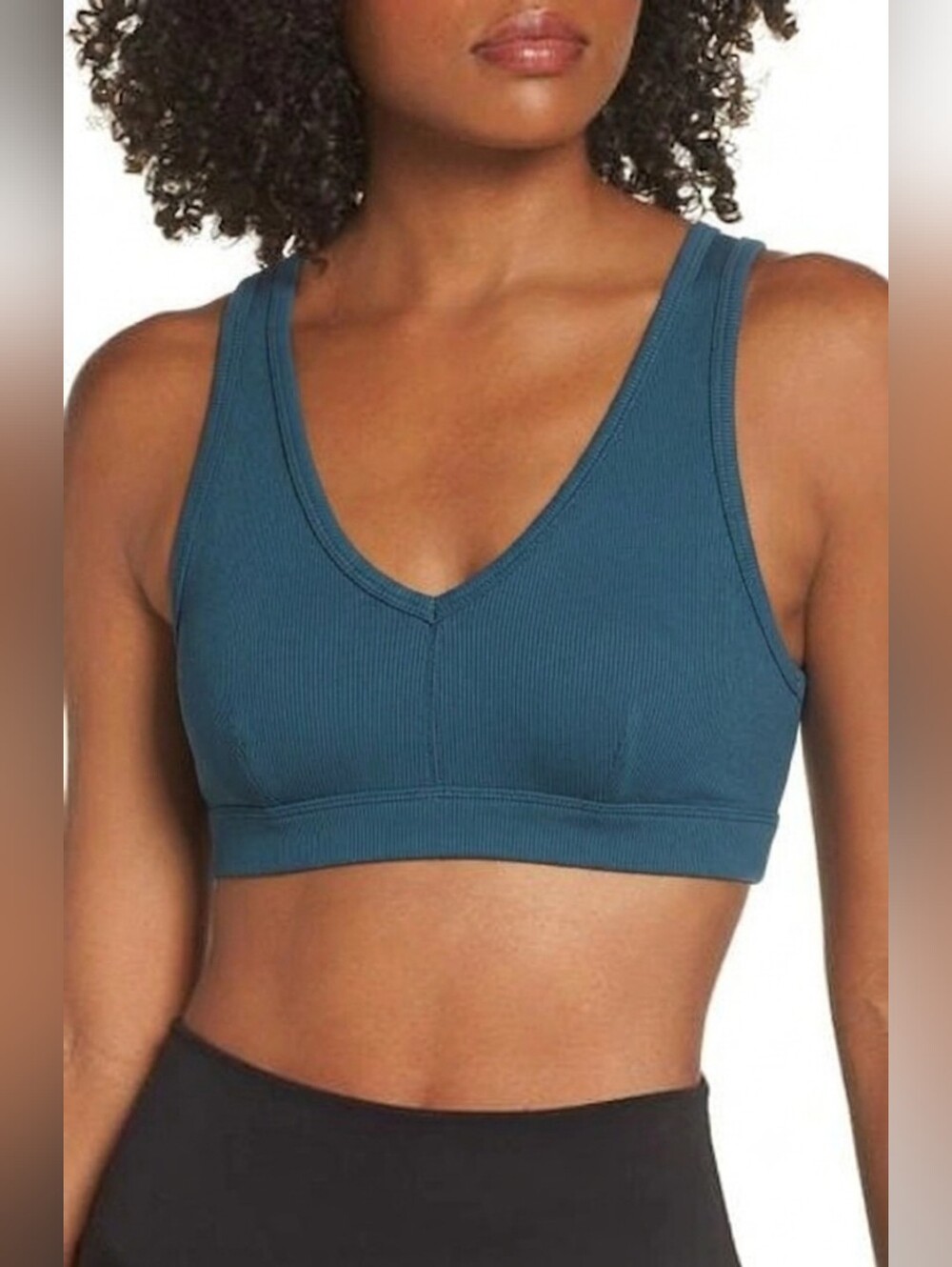 Alo Yoga Togetherness V-Neck Bra